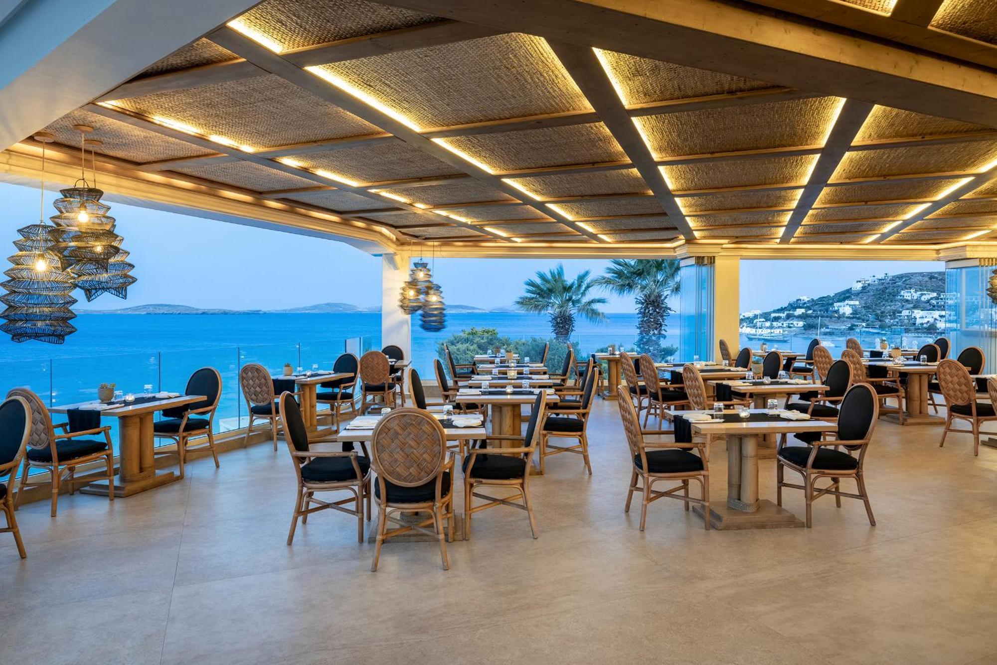 세인트 존 호텔 빌라 앤 스파 Agios Ioannis Diakoftis 외부 사진 The restaurant at the Mykonos Grand Resort
